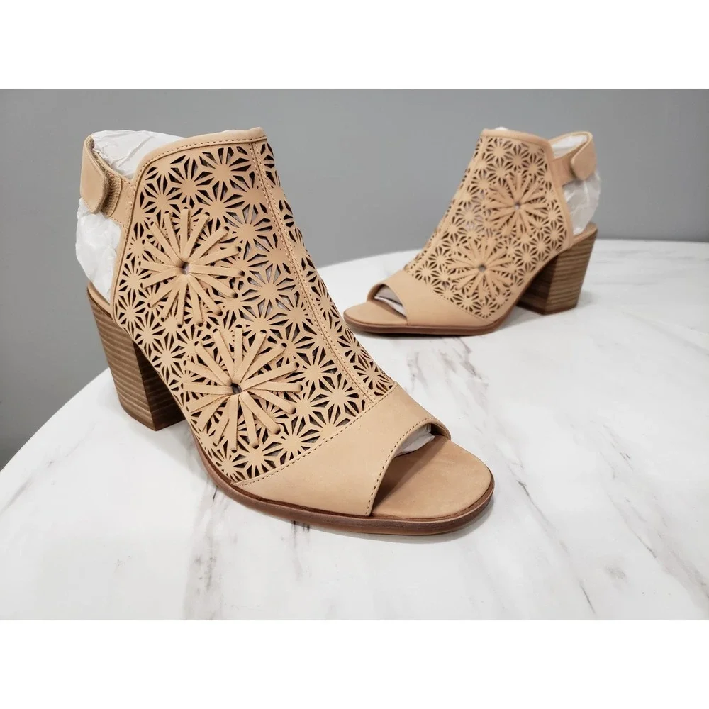 NEW NO BOX SIZE 10 Vince Camuto Kalison CUT OUT BLOCK HEEL BOHO TAN SANDAL BEACH